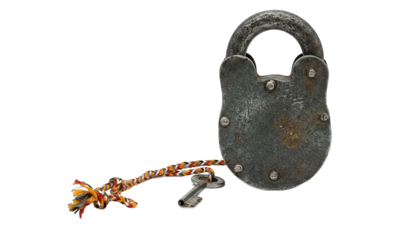 VINTAGE PAD LOCK MEDIUM - Image 4
