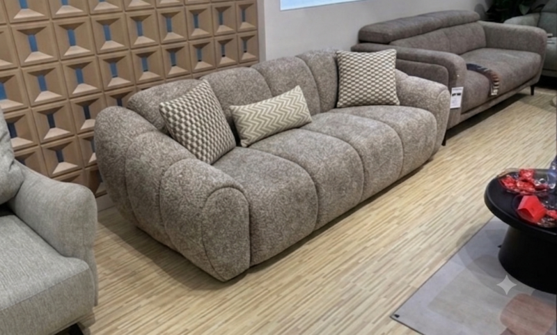 WHISKY SOFA - Image 1